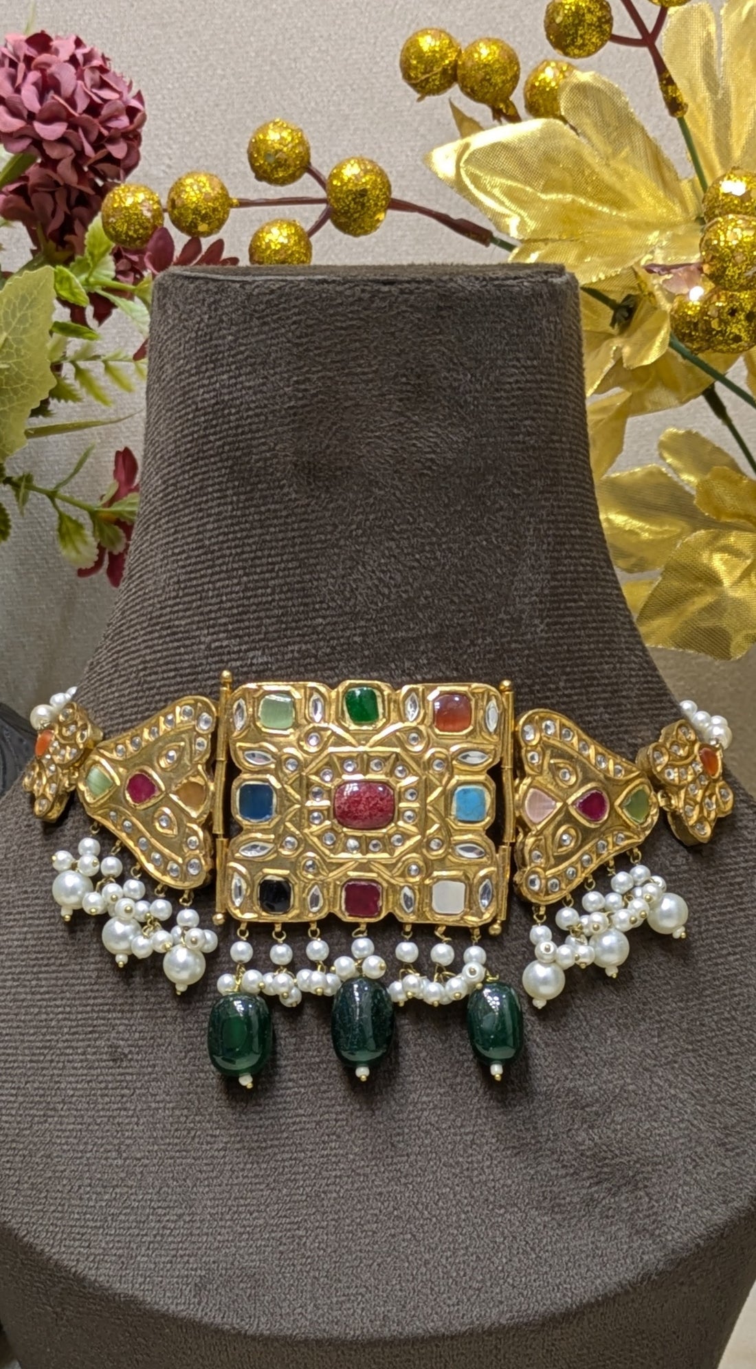 "Rangoli Kundan Choker" (Colorful Kundan Choker)