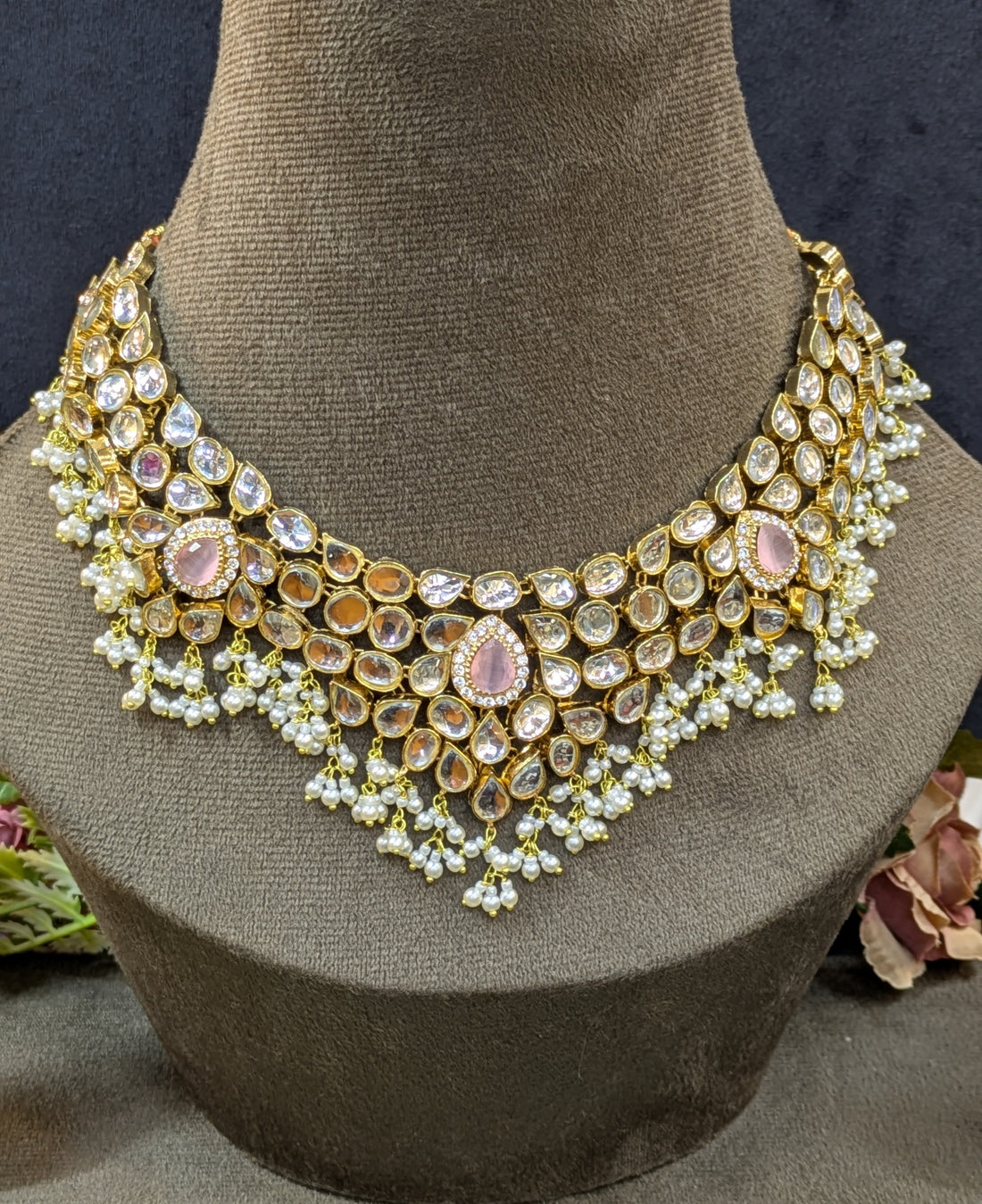 "Gulaabi Kundan Choker" (Pink Kundan Choker)