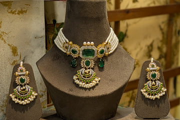 "Emerald Chandbali Royale"