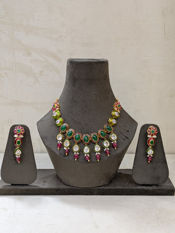 Gulnaar Emerald Kundan Set